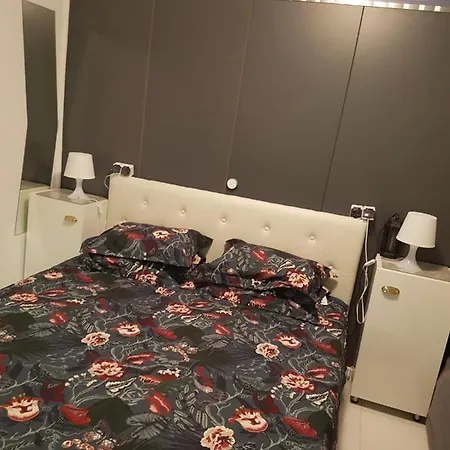City Apar. Ksenija Apartment